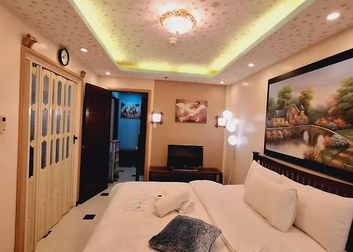 Апартаменты Two Bedrooms In Birch Tower With Pool Манила